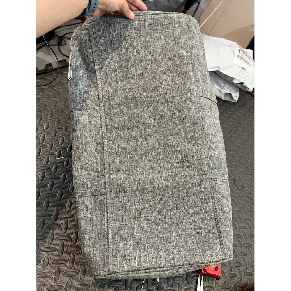 Herschel Supply Co Novel Duffle Bag Unisex OS Gray Heathered Vendr Logo